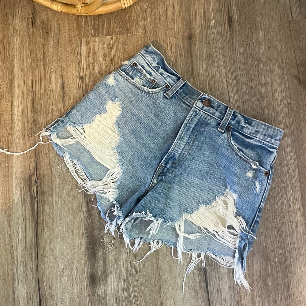 A&F Annie high rise short size 27/4